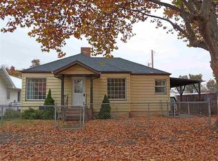 637 7th St, Clarkston, WA 99403