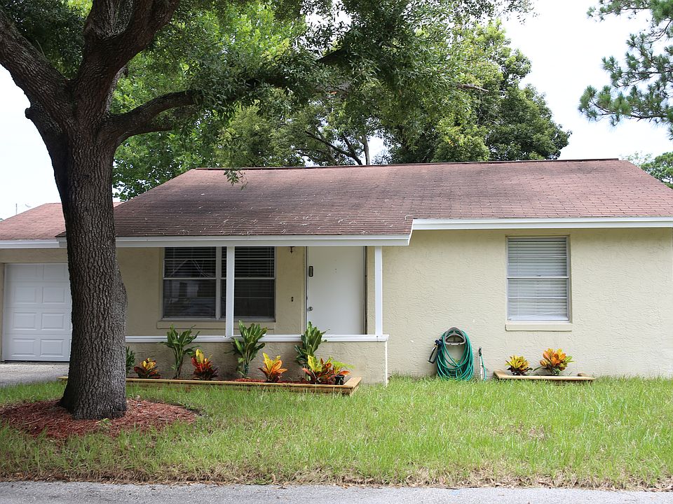 1st image of 10103 Pine Trails Ct