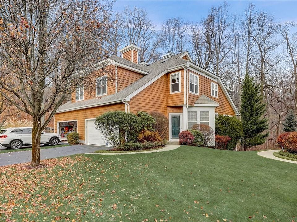 1st image of 36 Wyldwood Drive