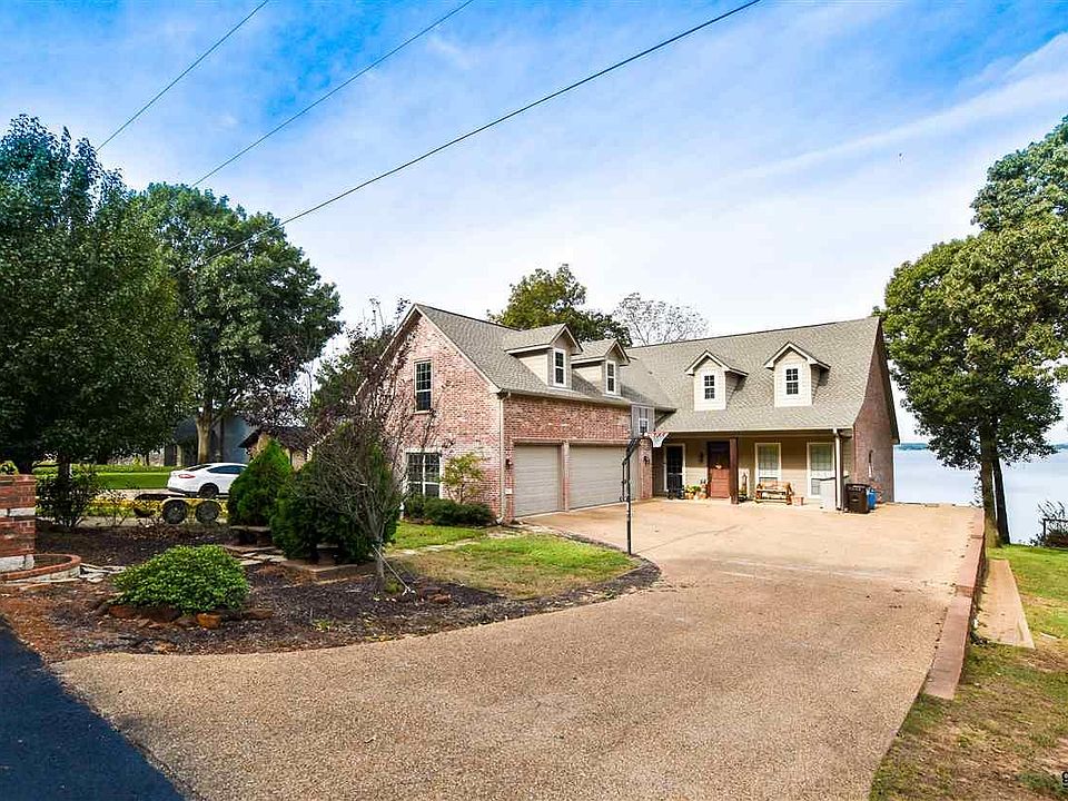 1st image of 17810 Regal Row