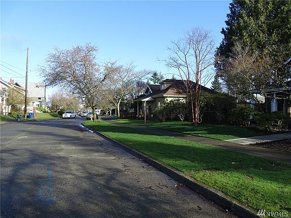 5th image of 1007 S Oakes St
