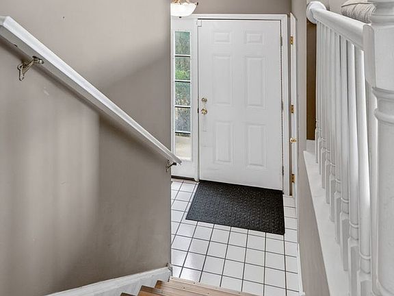 4th image of 1105 Village Center Pkwy Unit 8