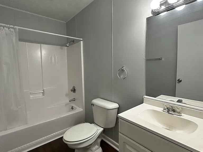 3408 Maple Ave — Photo 7