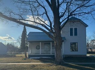 519 N Main St, Evart, MI