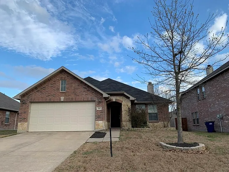510 Indian Paintbrush Dr — Photo 1