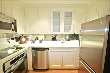 Rented by STAR CITIES INTERNATIONAL PROPERTY CORPORATION