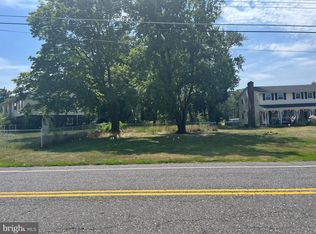 408 Main St, Columbus, NJ 08022