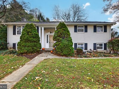 11 Wolf Rd, Akron, PA, 17501