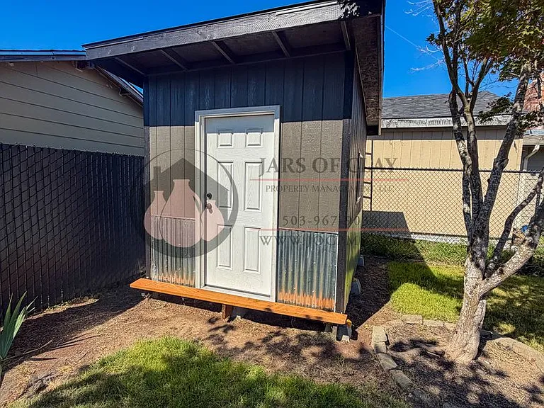3862 Doloris Ct NE — Photo 19