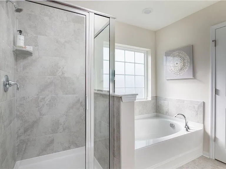 1164 Mossy Rock Dr — Photo 24
