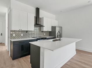 820 S Walters, San Antonio, TX 78203