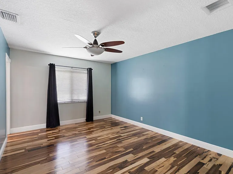 2996 Cardinal Dr — Photo 7