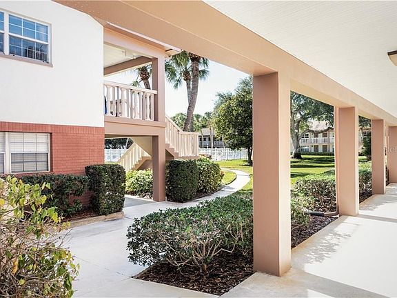 2nd image of 650 Pinellas Point Dr S APT 101