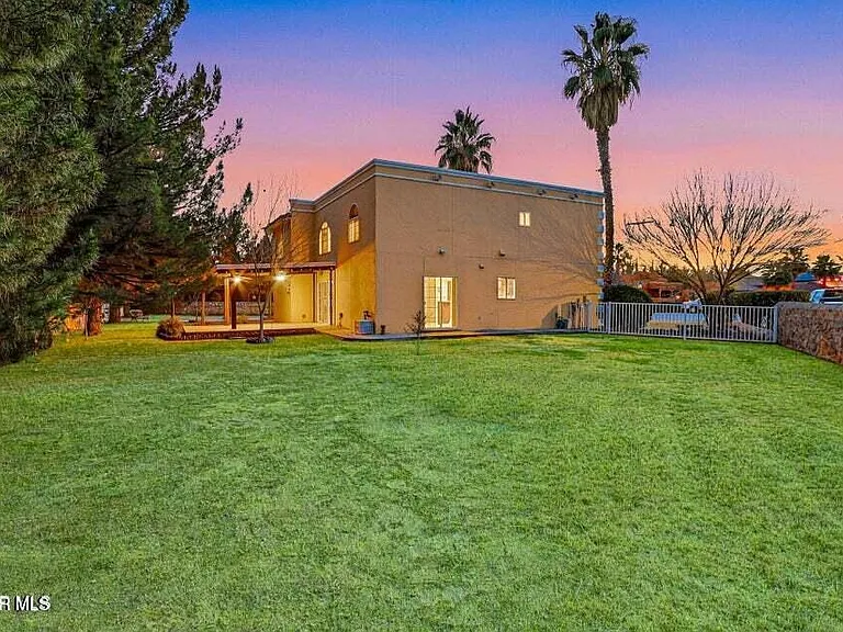 650 Vera Ct — Photo 45