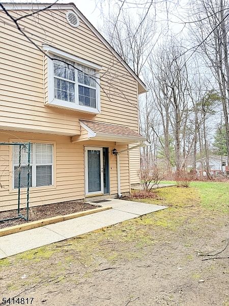 1st image of 48 Rhea Run