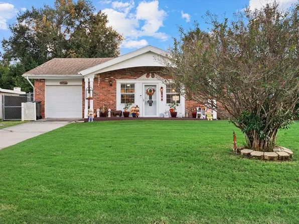 2212 CLARK AVENUE, BRADENTON, FL 34207