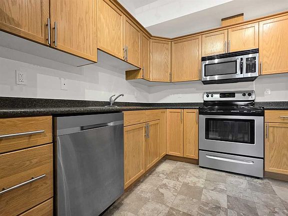 5th image of 160 E Moberly Rd #409