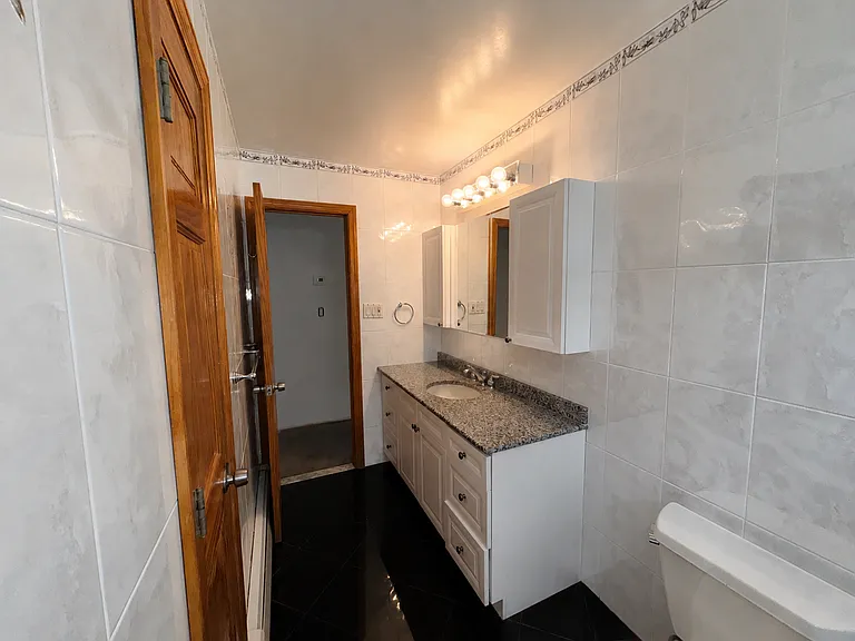 Bathroom with tub