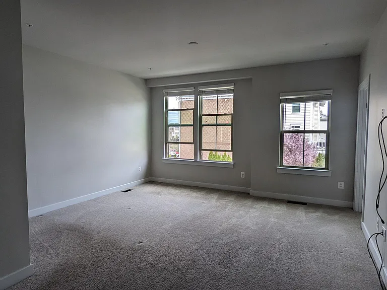 42595 Burbank Ter — Photo 15