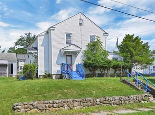 2 Dubois St, Middletown, NY 10940