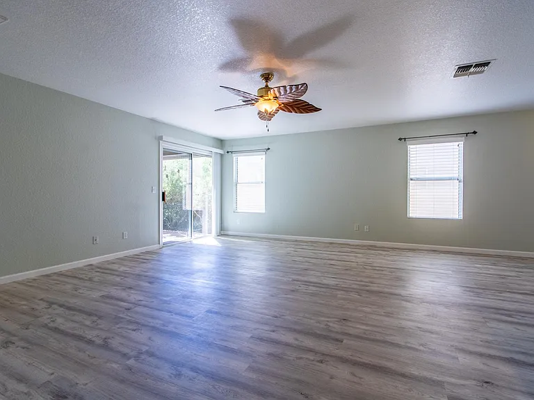 7753 W Oak Stream Rd — Photo 9