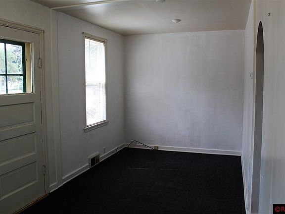 3rd image of 519 S Franklin St