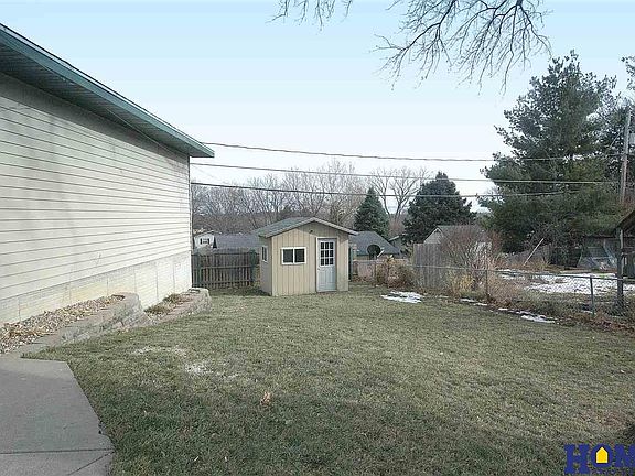 4th image of 1328 Sunrise Dr