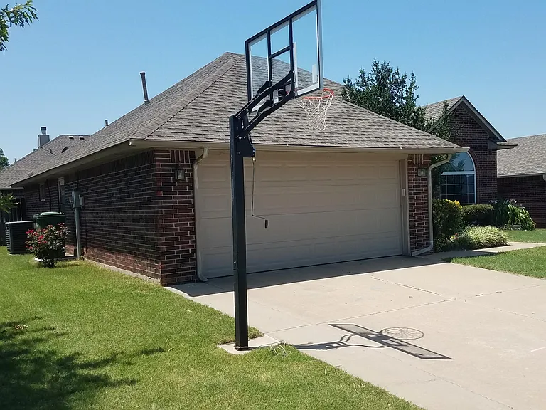4916 Cinderwood Dr — Photo 3