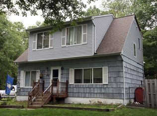 80 Ridge Rd, Oak Ridge, NJ 07438