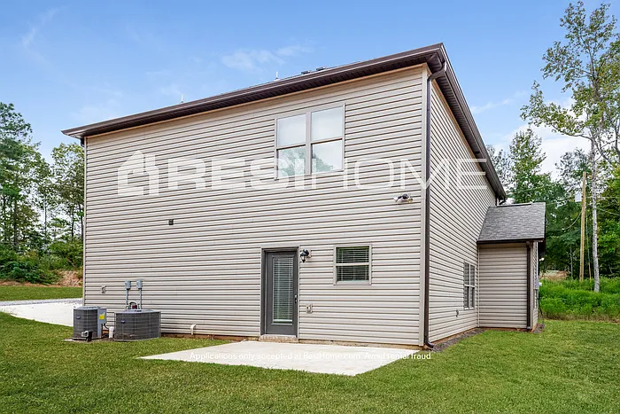 10977 Woodland Dr — Photo 14