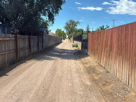 5th image of 1723 Railroad Diagonal St