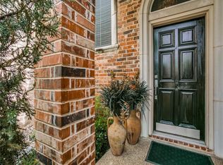 8783 Halstead Ct, Dallas, TX 75243