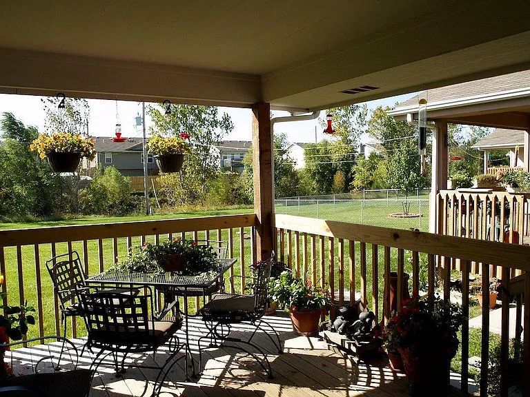 Prairie deck