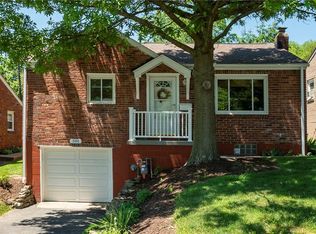 581 Sarah St, Carnegie, PA 15106