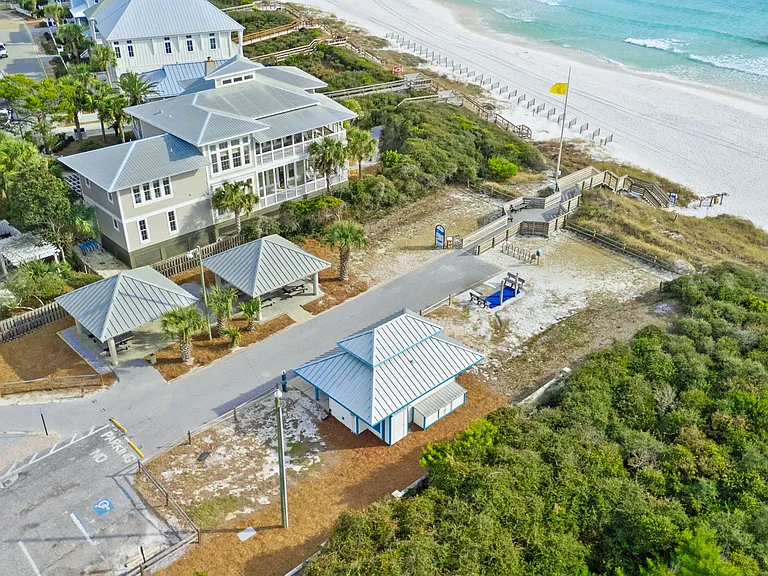49 Seaboard Ln — Photo 88