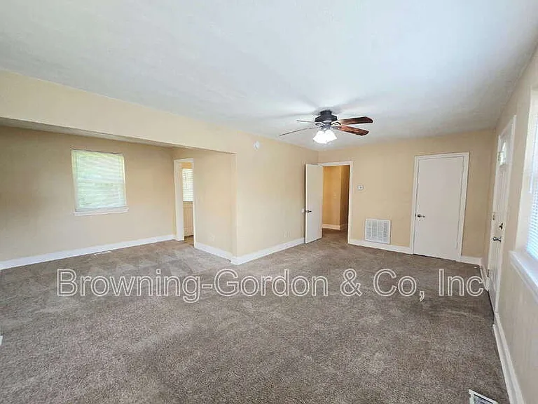 3193 Parthenon Ave #A — Photo 2