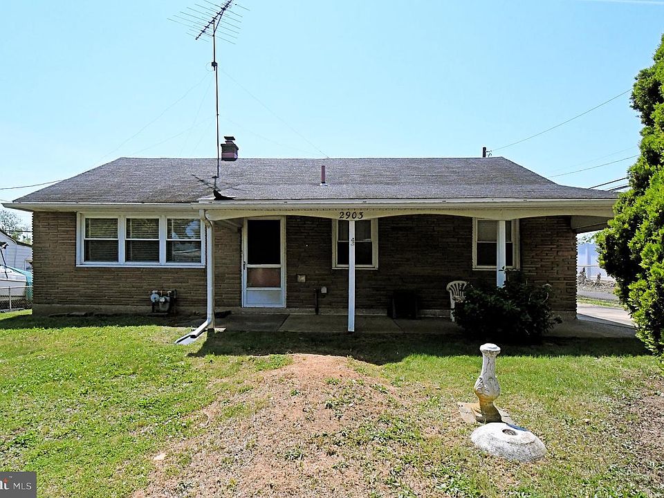 1st image of 2903 Windsor Dr