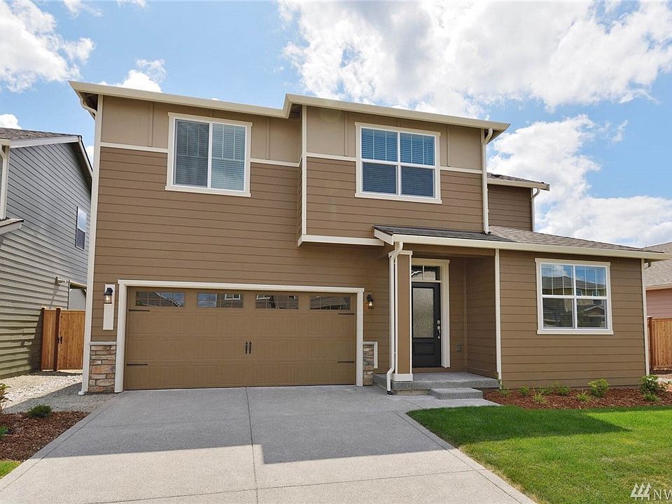 1st image of 590 Carrie Dr E