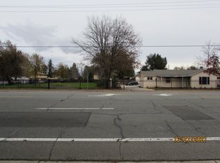 3101-3123 Churn Creek Rd, Redding, CA 96002