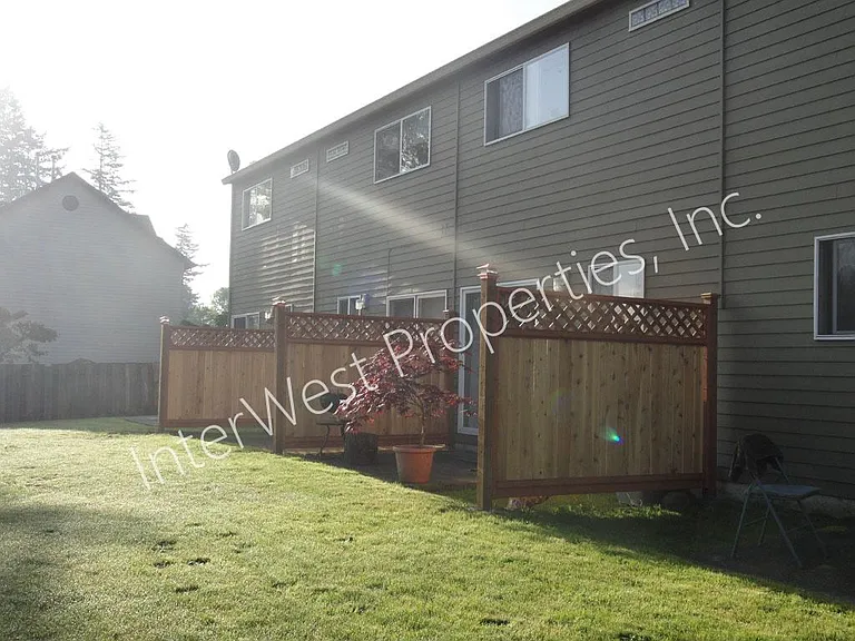 16705 NE Halsey St #108 — Photo 3