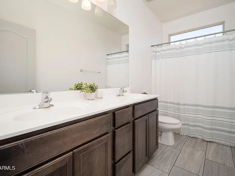 18338 W Getty Dr — Photo 23