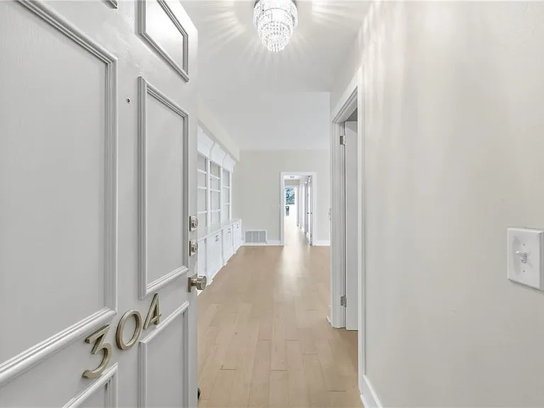 2632 Peachtree Rd NW #304B — Photo 5