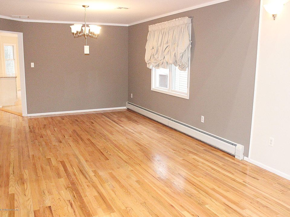 64 Covington Cir, Staten Island, NY 10312 Zillow