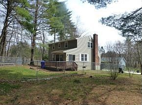 2nd image of 4 Rose Dr