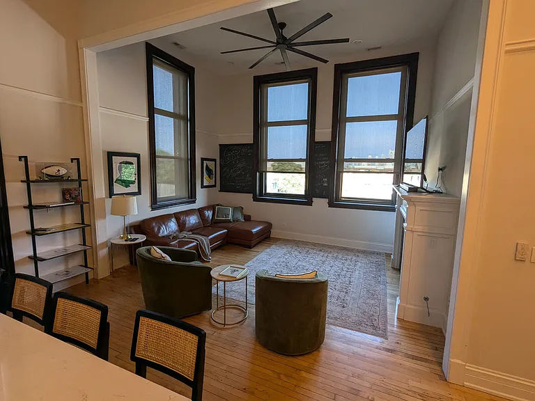 Peabody School Apartments — Photo 28
