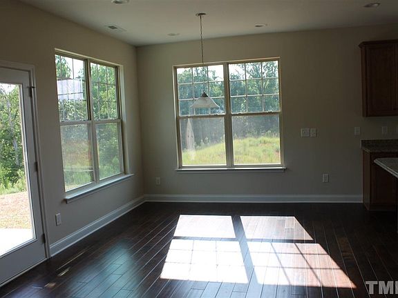 4th image of 2323 Longshadow Dr