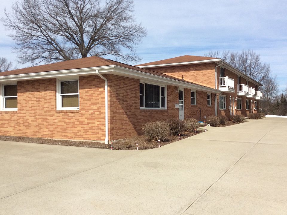 2nd image of 438 E Highland Ave