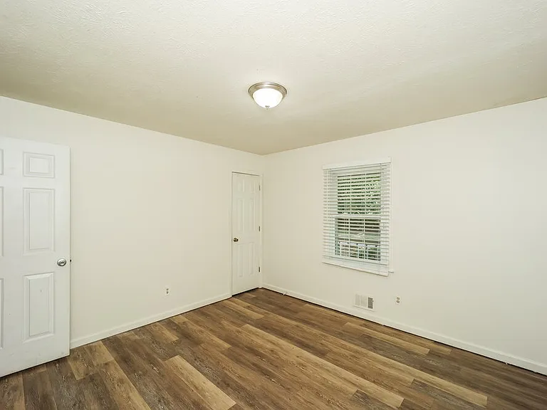 592 Water Way Trl — Photo 12