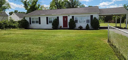 7602 Old Linton Hall Rd Photo 1