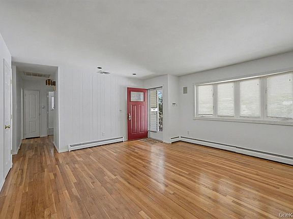 2nd image of 22 7th Ave